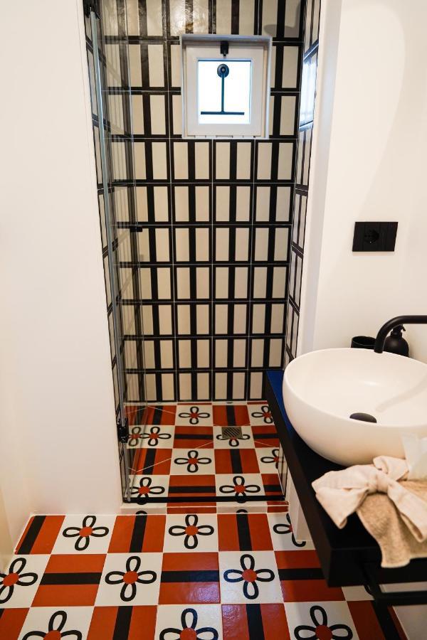 Meh Luxury Apartment City Centre Bari Buitenkant foto